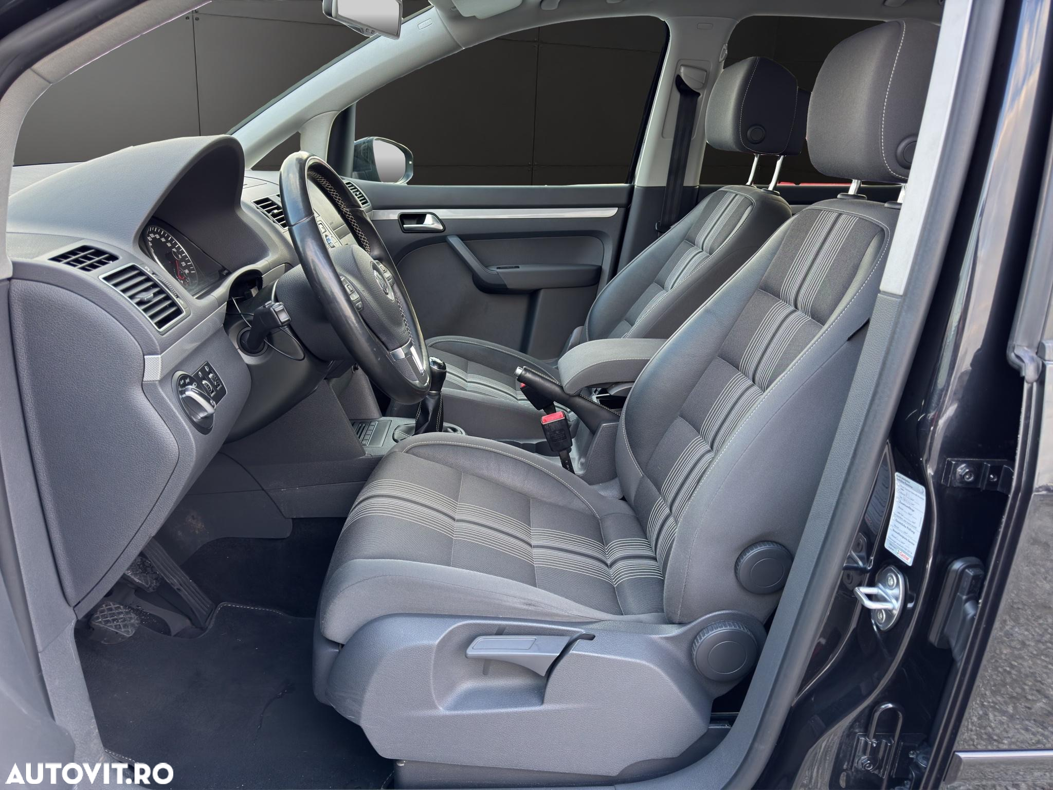 Volkswagen Touran 1.4 TSI MATCH - 5