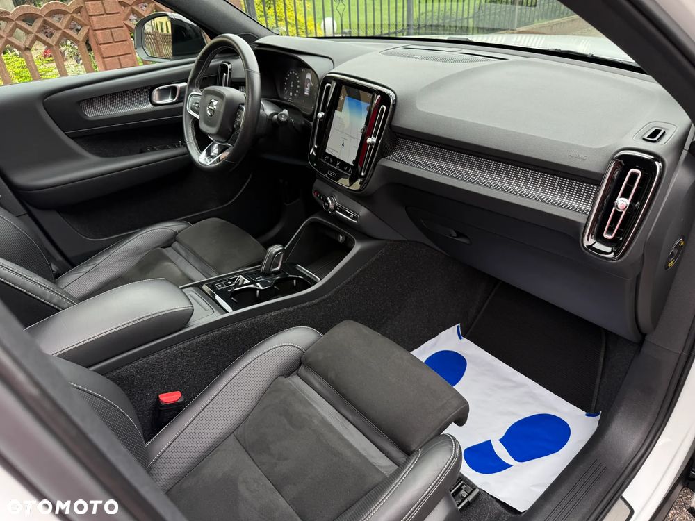 Volvo XC 40 T5 AWD R-Design - 12