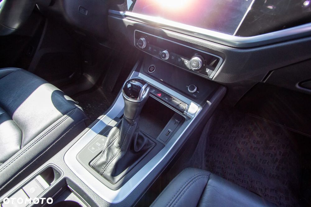 Audi Q3 40 TFSI Quattro S tronic - 20