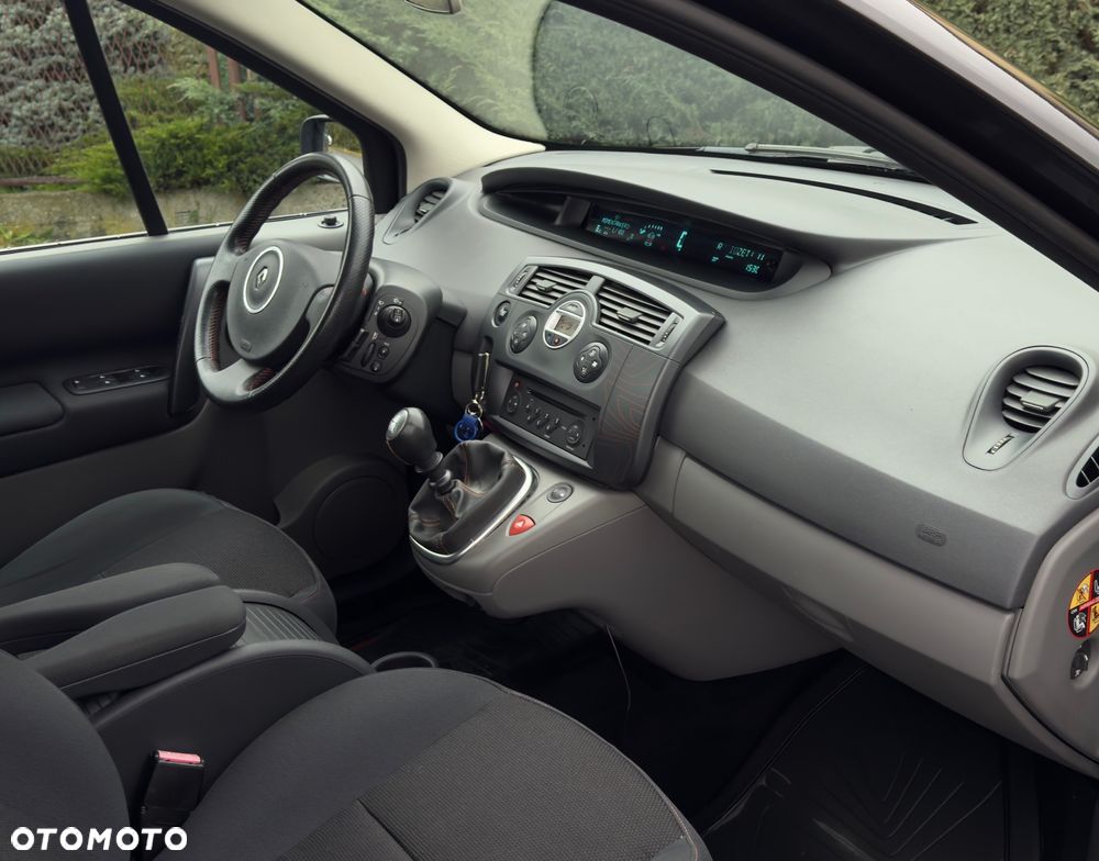 Renault Scenic Conquest - 17