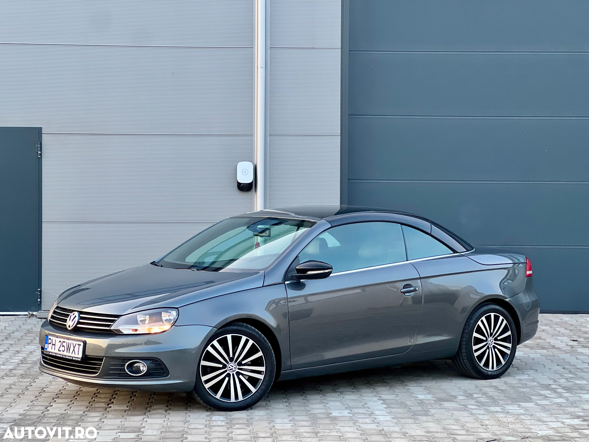 Volkswagen Eos 2.0 TDI DPF DSG BlueMotion Technology - 3