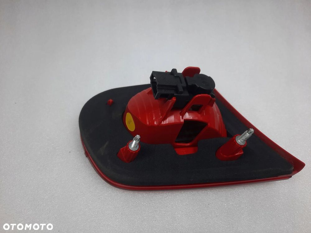 Lampa prawy tył w klapę VW EOS prawa tylna - 3