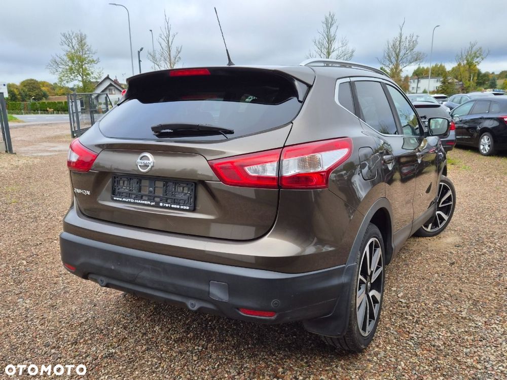 Nissan Qashqai 1.6 DCi Xtronic TEKNA - 29