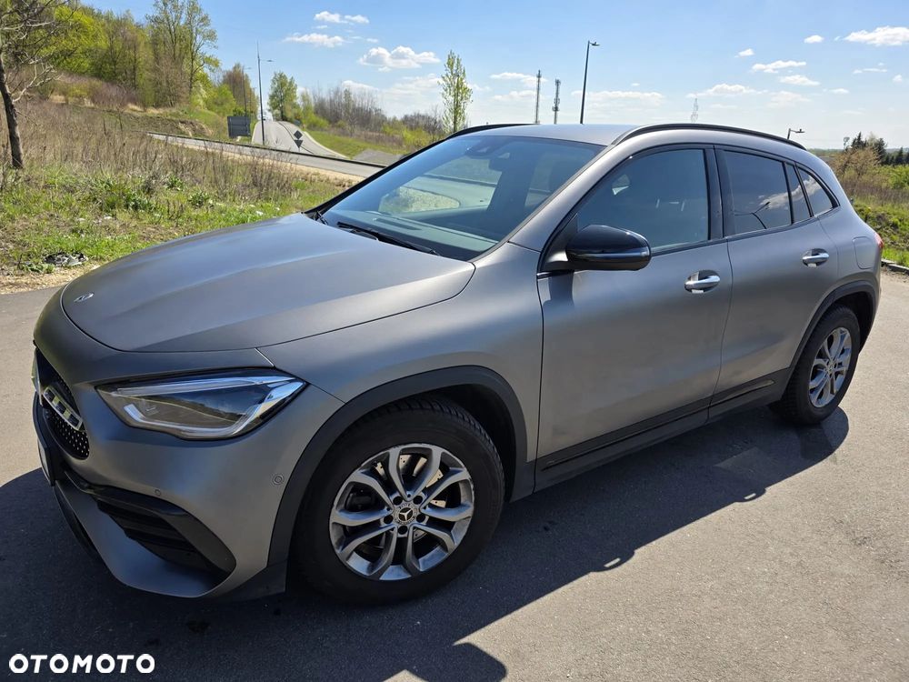 Mercedes-Benz GLA 180 d Business Edition - 1