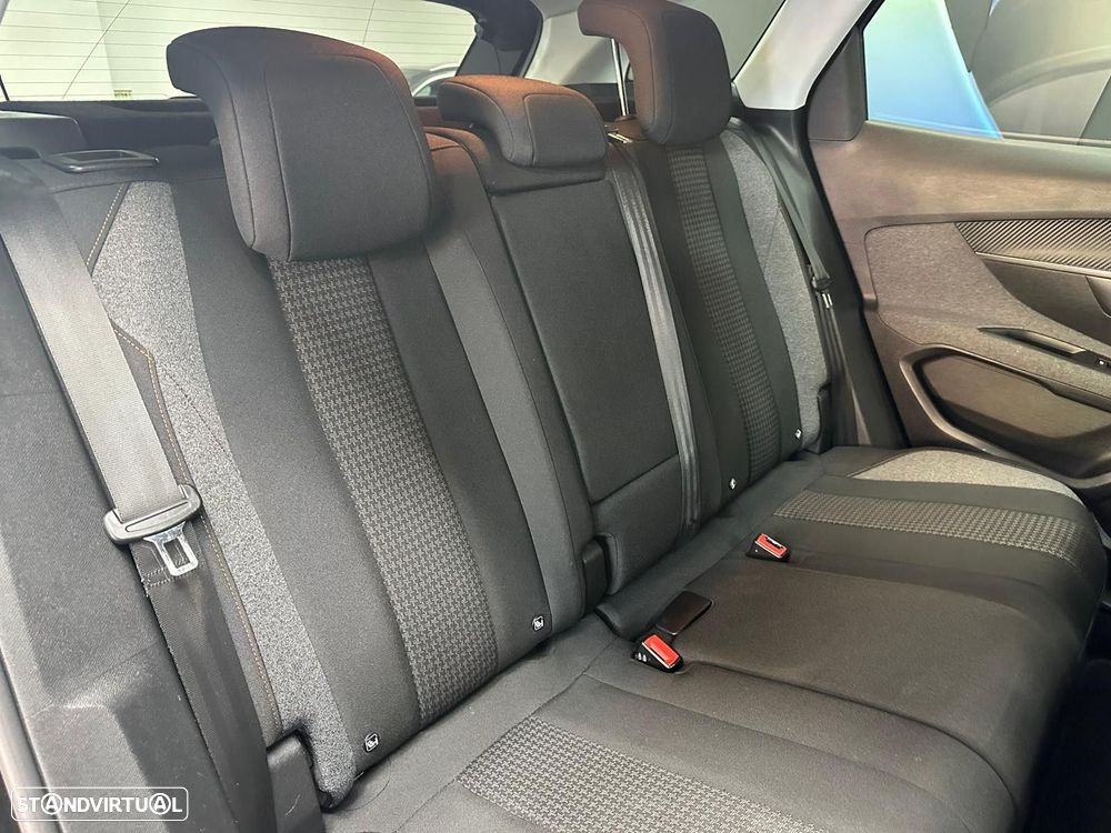 Peugeot 3008 1.5 BlueHDi GT Line EAT8 - 30