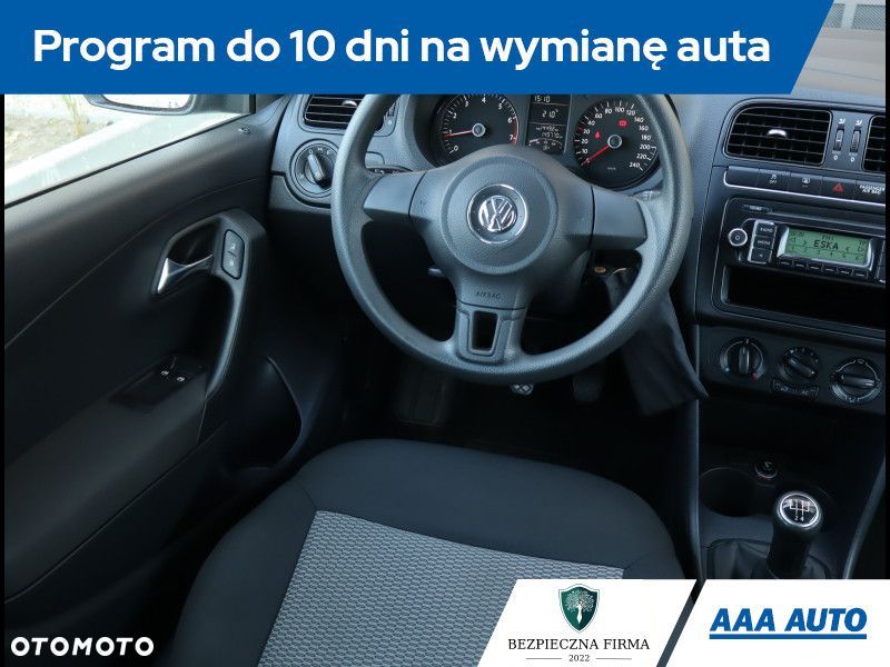 Volkswagen Polo - 8
