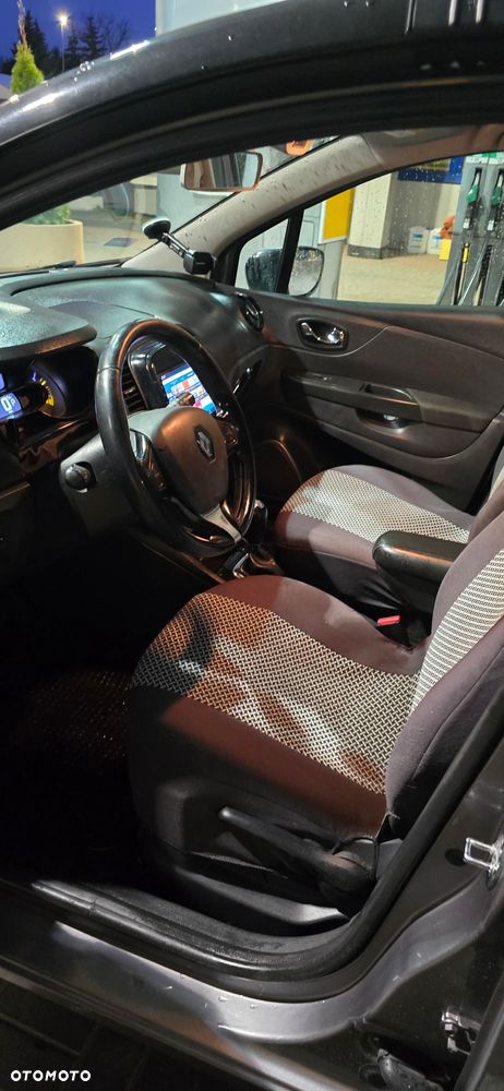 Renault Captur - 22