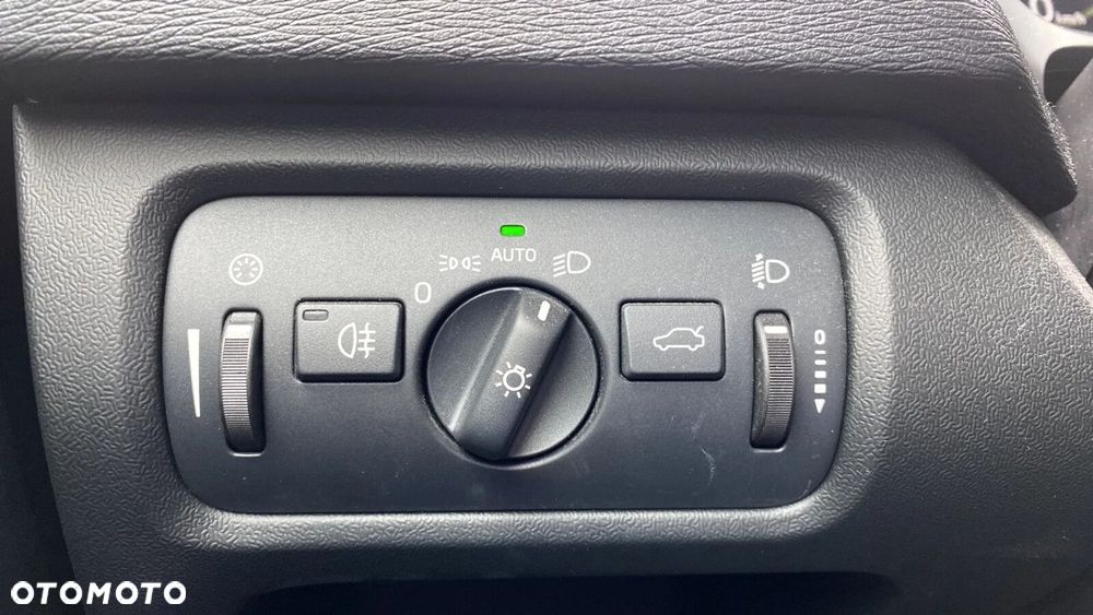 Volvo V40 - 21