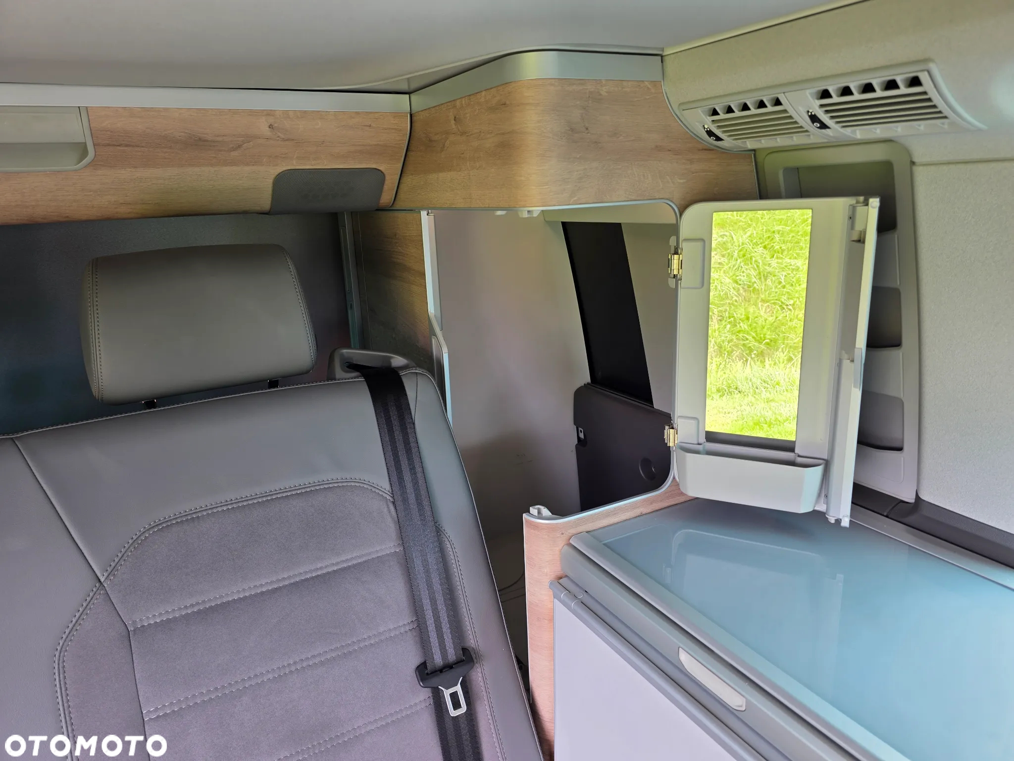 Volkswagen California - 24