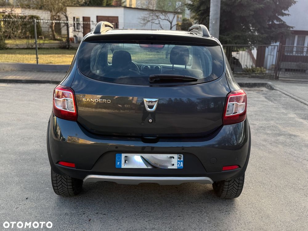 Dacia Sandero Stepway dCi 90 Prestige - 4