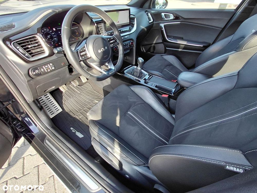 Kia ProCeed 1.5 T-GDI GT Line - 9