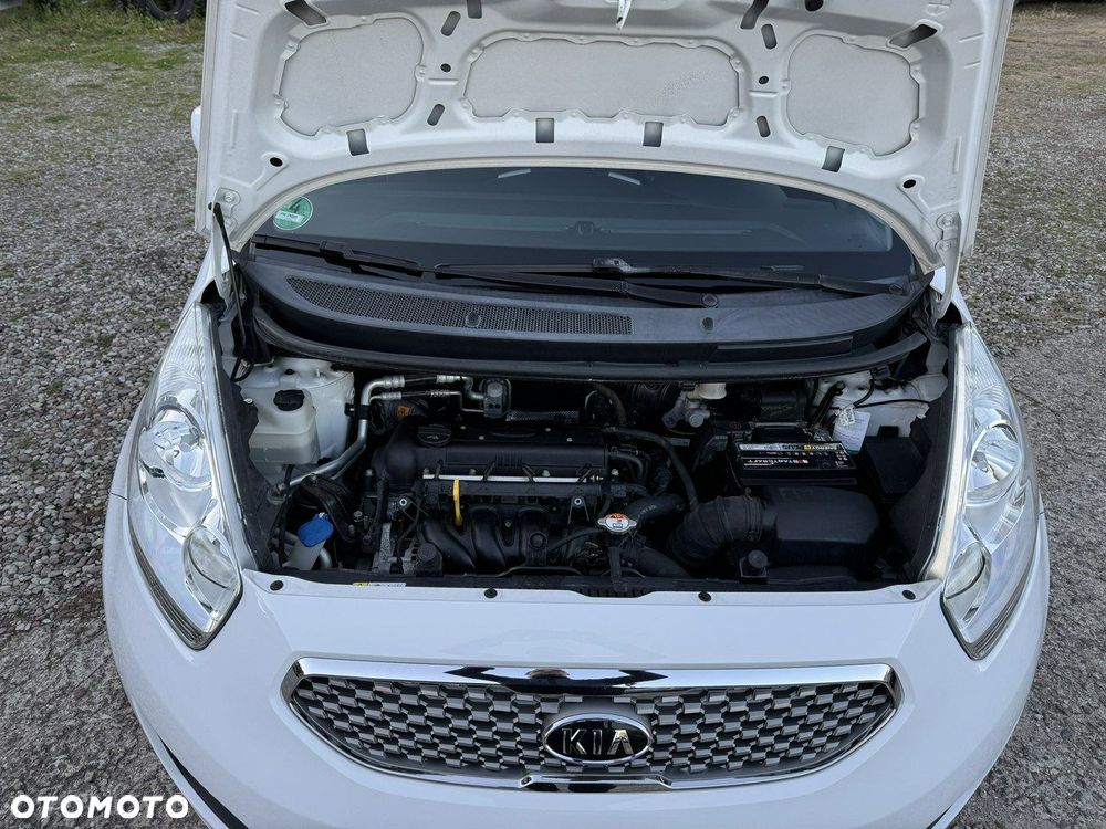 Kia Venga - 38