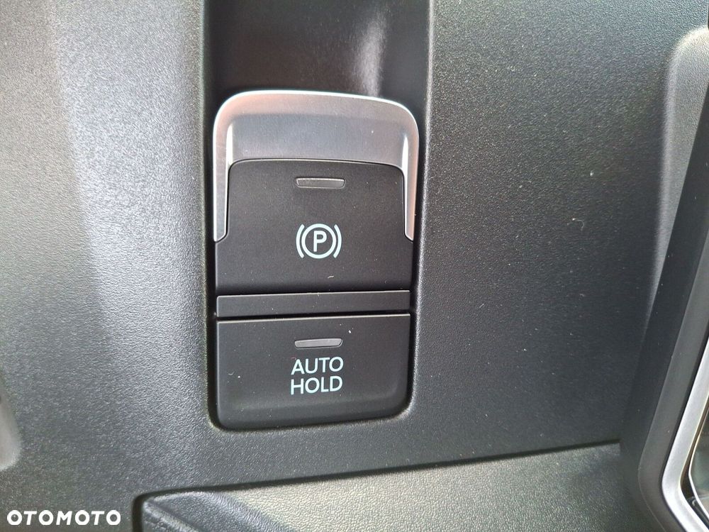 Volkswagen Crafter Furgon 4490 - 33