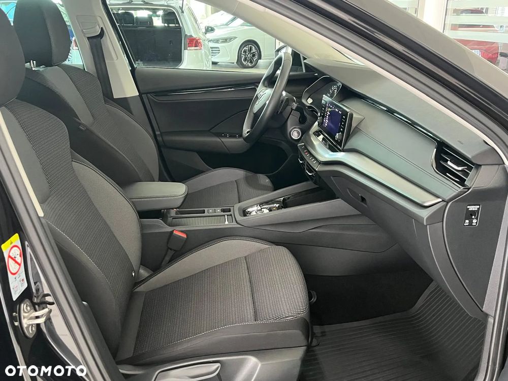 Skoda Octavia 2.0 TDI Ambition DSG - 22