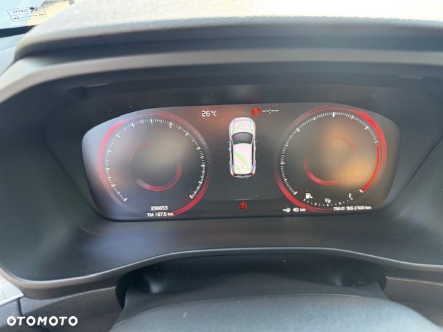 Volvo XC 40 D4 AWD Geartronic Momentum - 32