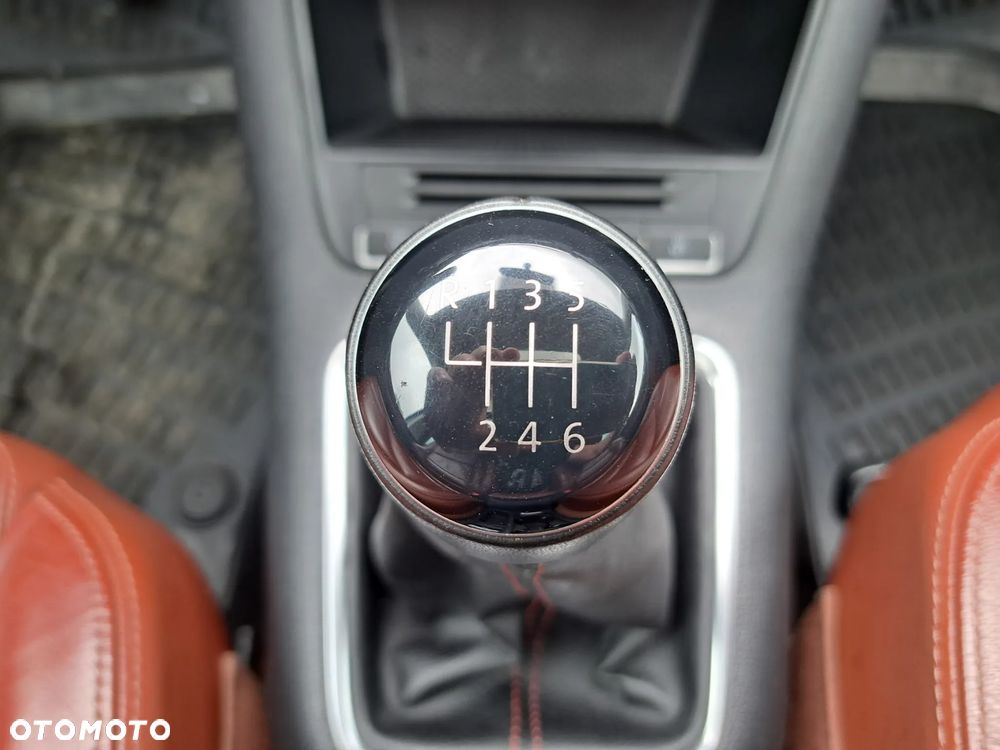 Volkswagen Tiguan - 25