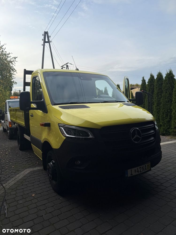 Mercedes-Benz Sprinter - 23