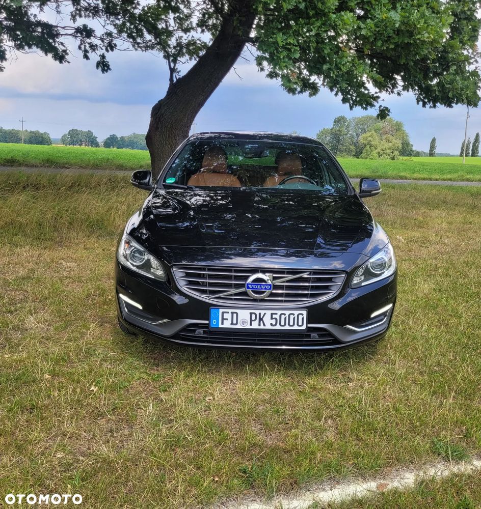 Volvo V60 D4 Geartronic Summum - 20