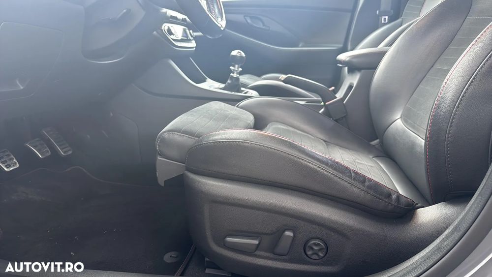 Hyundai i30 N 2.0 T-GDi 275CP 5DR - 11