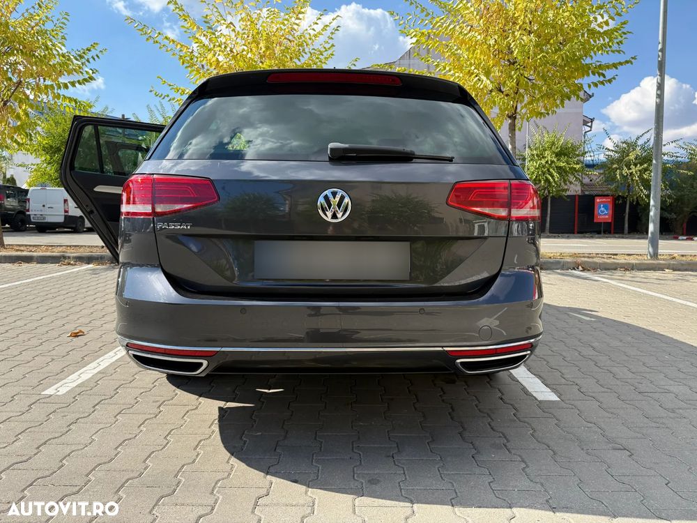 Volkswagen Passat - 2