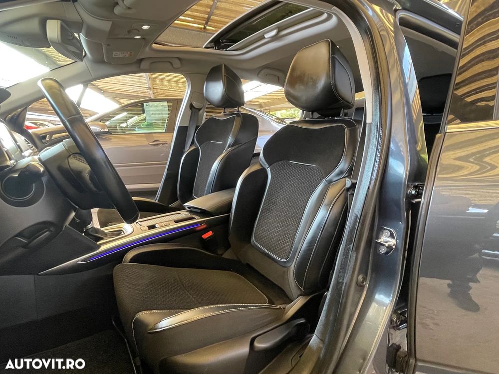 Renault Megane TCe 140 GPF EDC INTENS - 18