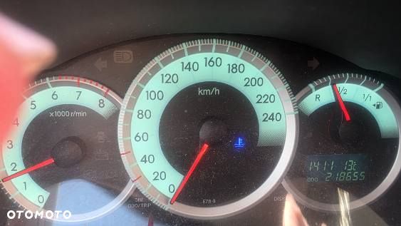 Toyota Corolla Verso 1.8 Premium 7os - 15