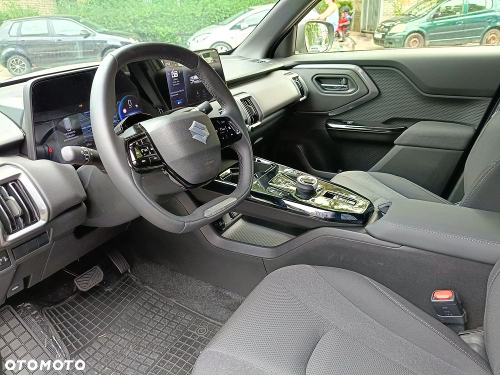 Suzuki e VITARA - 25