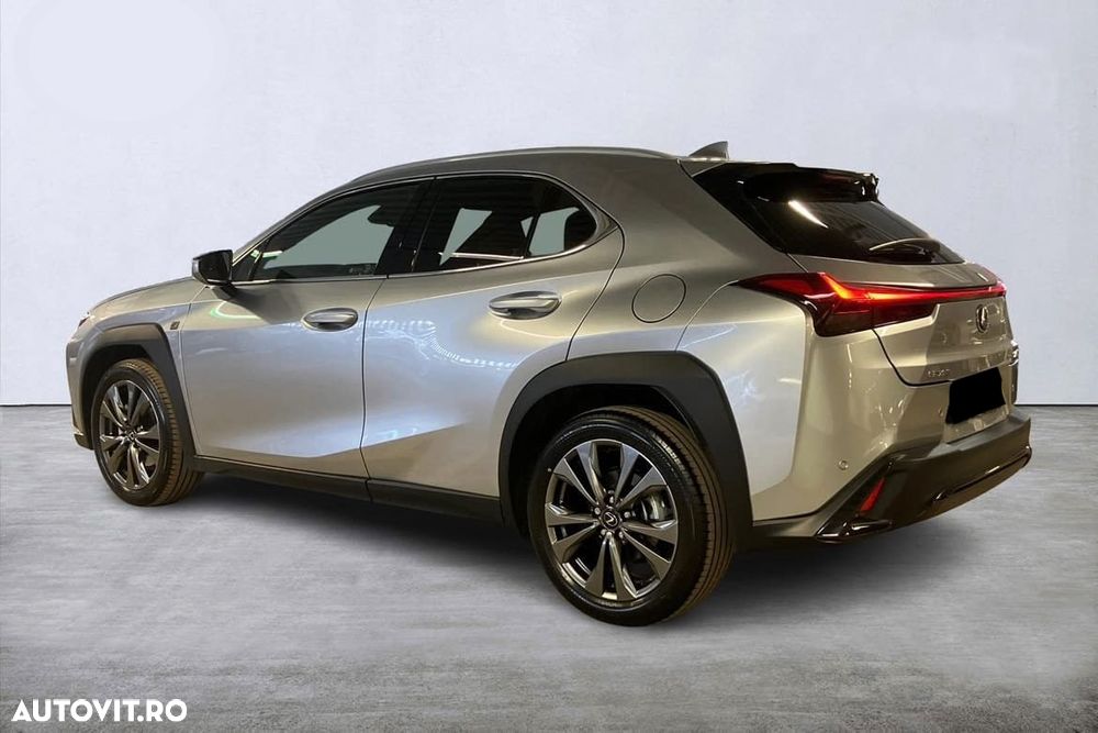 Lexus UX 300h (E-FOUR) F SPORT - 6
