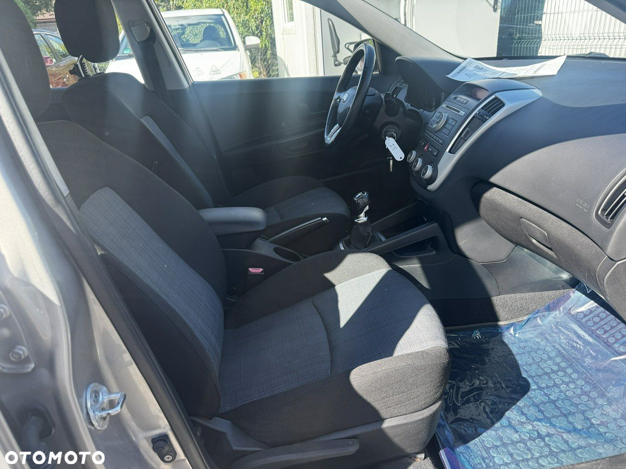 Kia Ceed Cee'd 1.4 Comfort + - 10