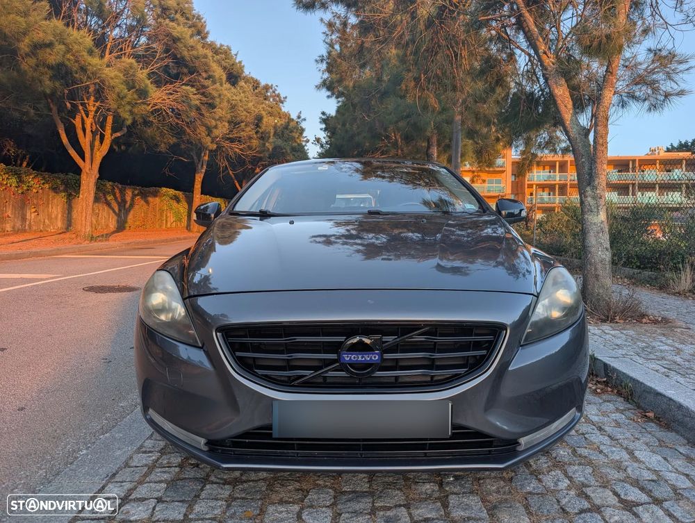Volvo V40 D2 — fotografia 2