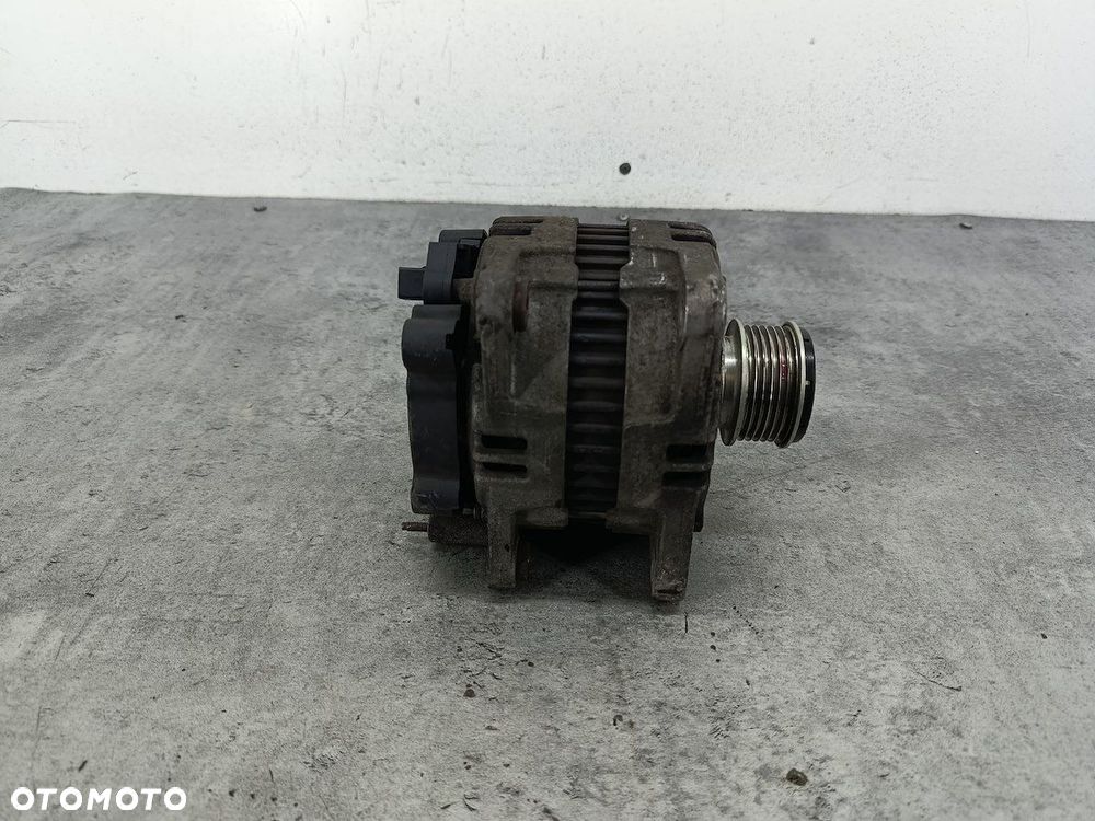 ALTERNATOR VW PASSAT B6 03G903023 0121715003  BOSCH 2.0 TDI - 7