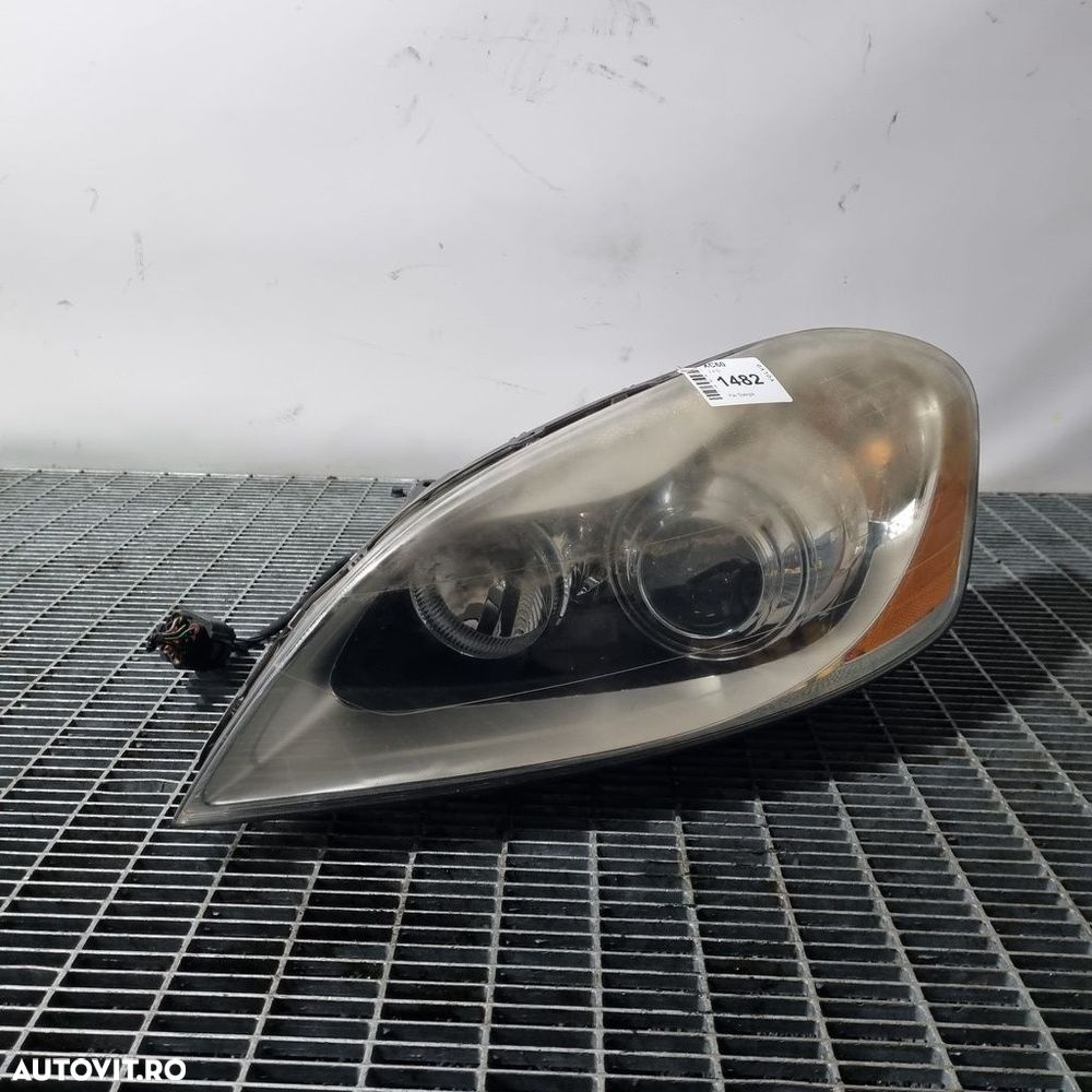 Far Stanga Volvo XC60 2008 - 2013 SUV 4 Usi (1482) Xenon - 1