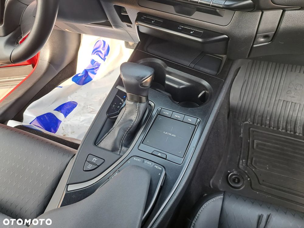 Lexus UX 250h Prestige 2WD - 15