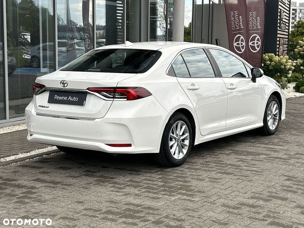 Toyota Corolla - 5