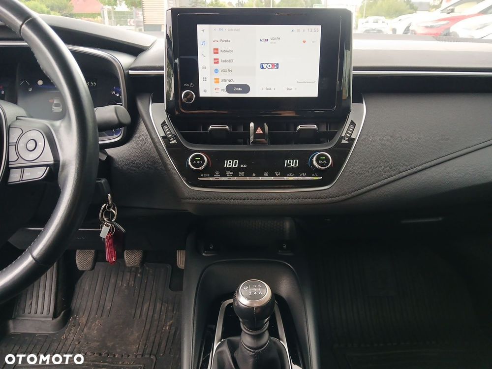 Toyota Corolla - 29