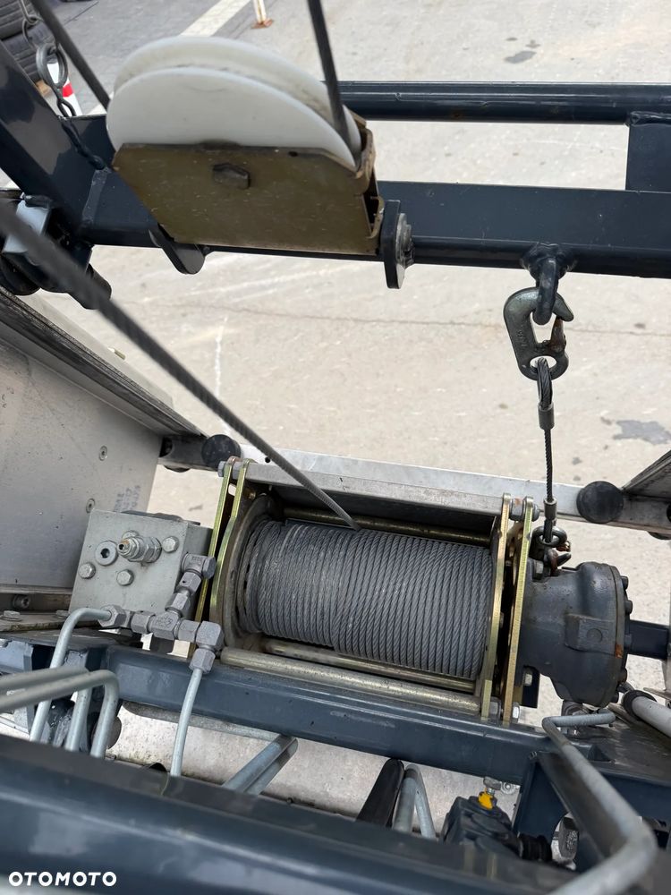 Paus Easy 18 WH-M Drabina Winda Dekarska mobilna aluminiowa TRANSPORTER DEKARSKO-BUDOWLANY w pełni Hydrauliczny 18 metrów. Obrotowy do okoła. 2018rok. Jak Nówka z salonu. praktycznie zerowy przebieg! Serwisy w Dekra do Końca. Sprowadzona z Komuny Norweskiej. Wielka Okazja. Sterowanie Hydrauliczne. Nowy model wózek jeździ od dołu dodatkowe ramię. Pojazd przyczepa lekka - 29