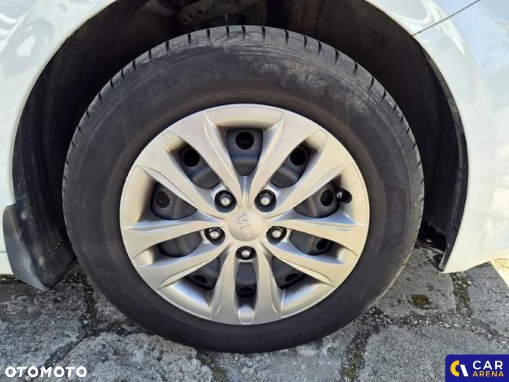 Kia Ceed - 15