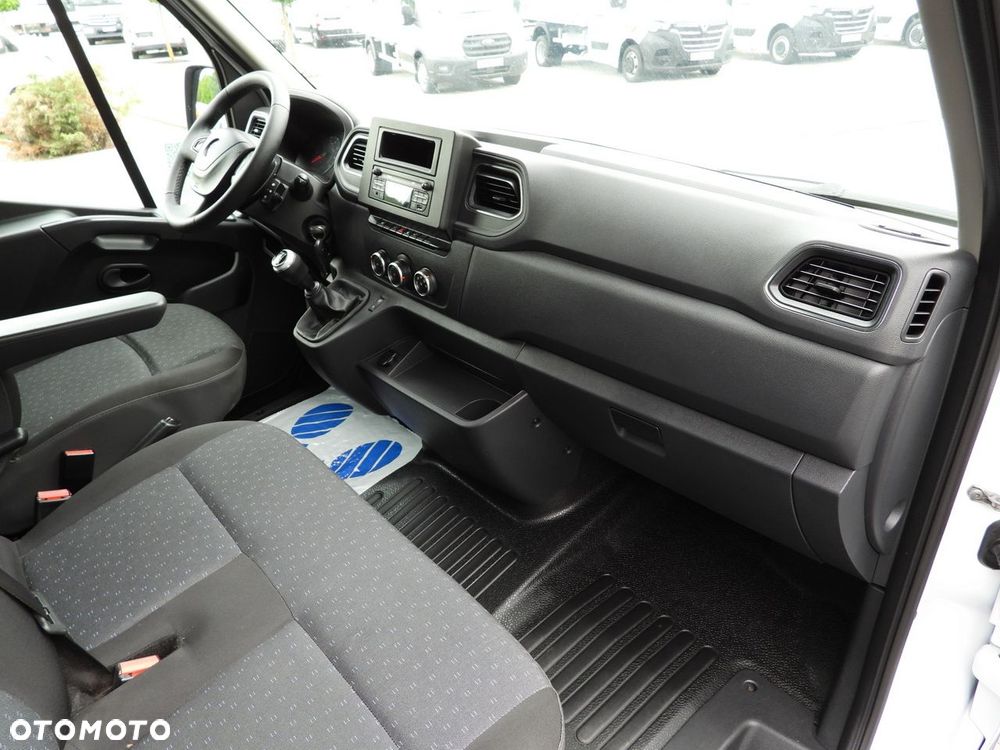 Opel MOVANO  FURGON BRYGADÓWKA  7 MIEJSC TEMPOMAT LEDY KLIMATYZACJA  135KM - 36