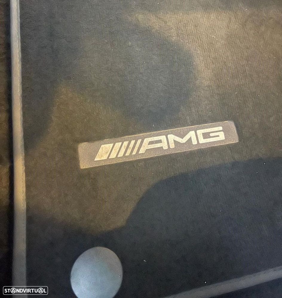 Mercedes-Benz GLB 200 d AMG Line - 29