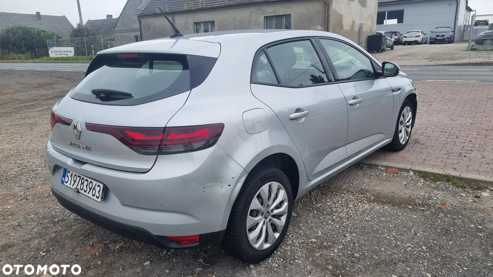Renault Megane 1.5 Blue dCi Business - 3