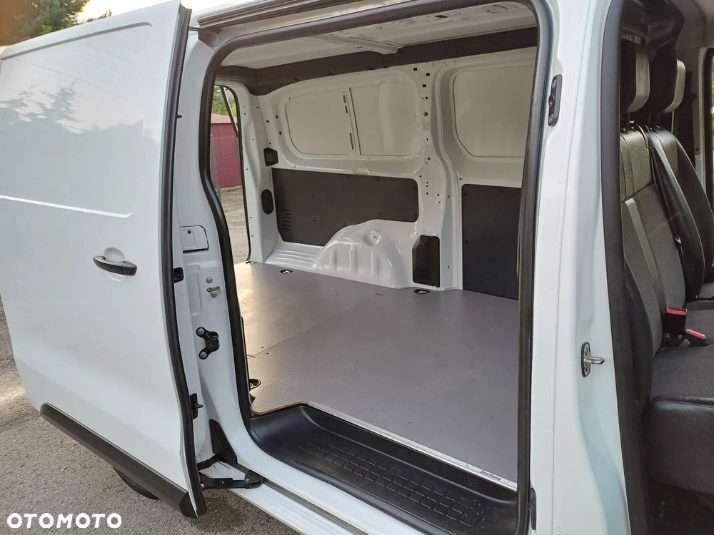Opel Vivaro Citroen toyota - 26