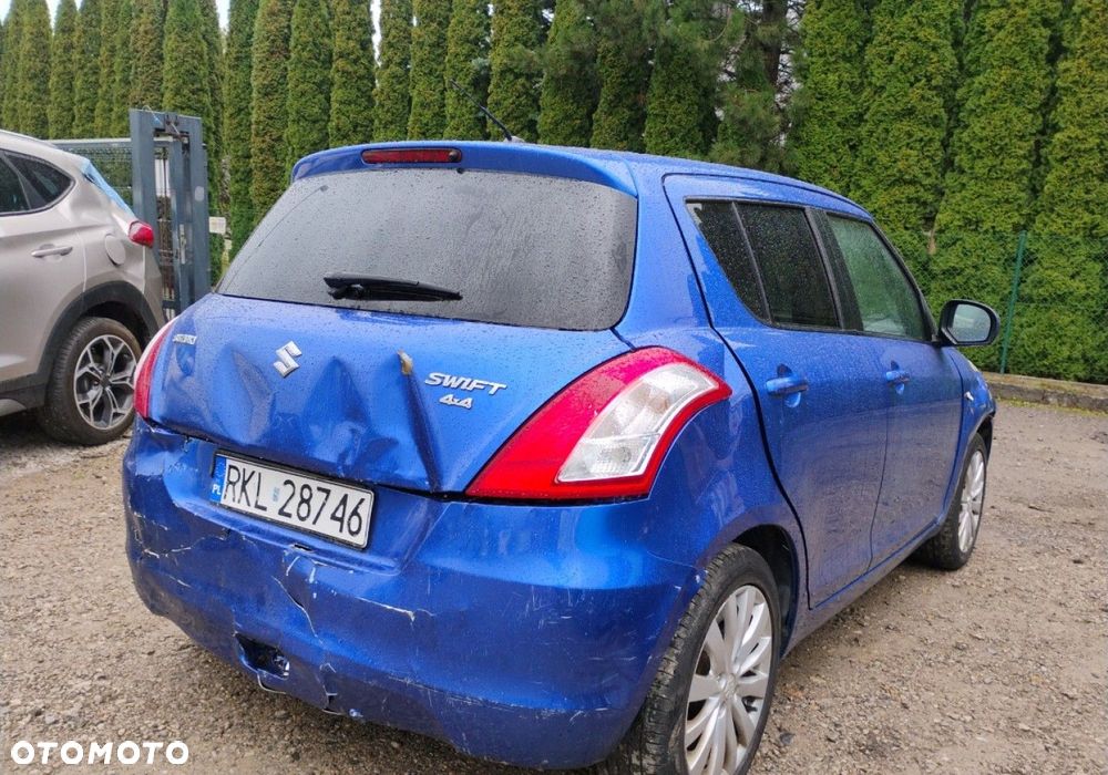 Suzuki Swift - 4