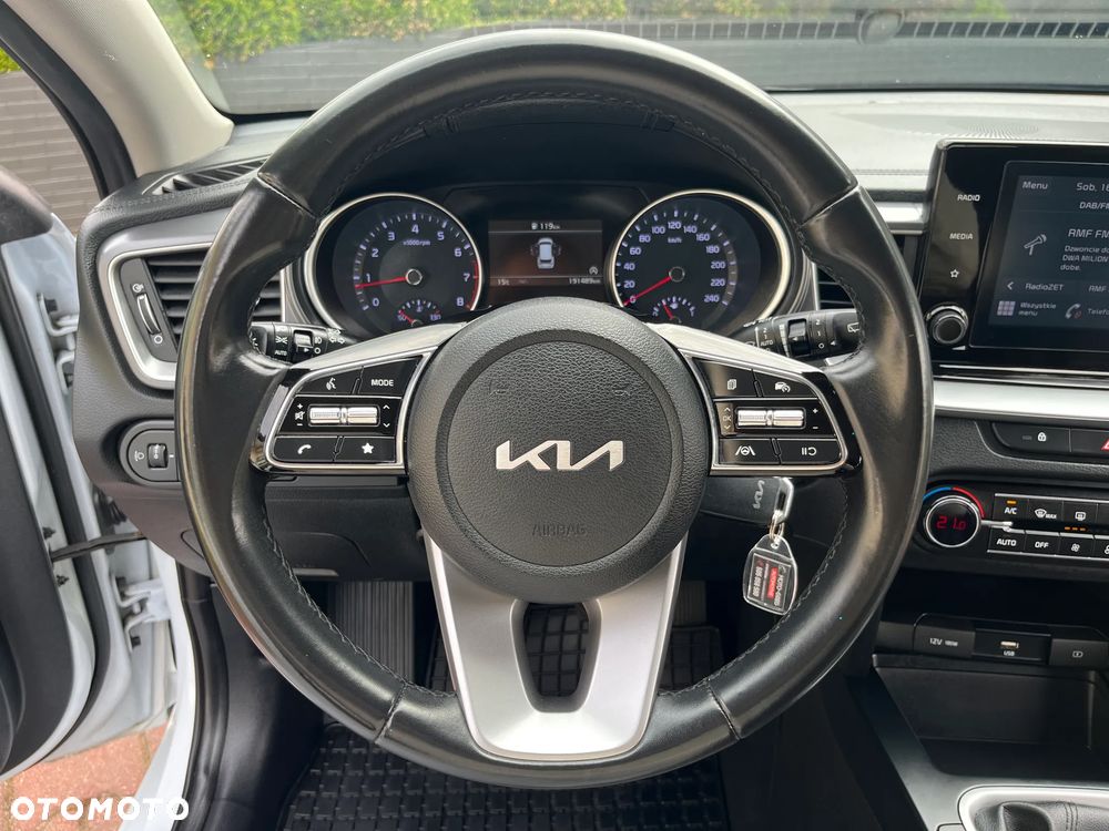 Kia Ceed 1.5 T-GDI M - 15