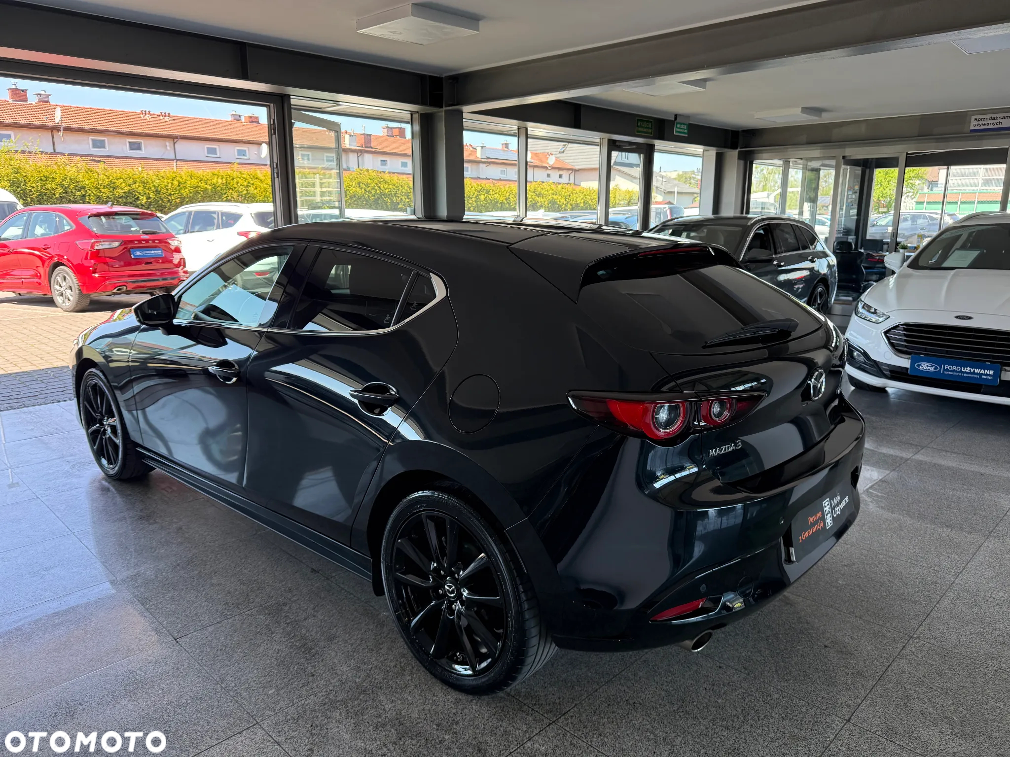 Mazda 3 - 10