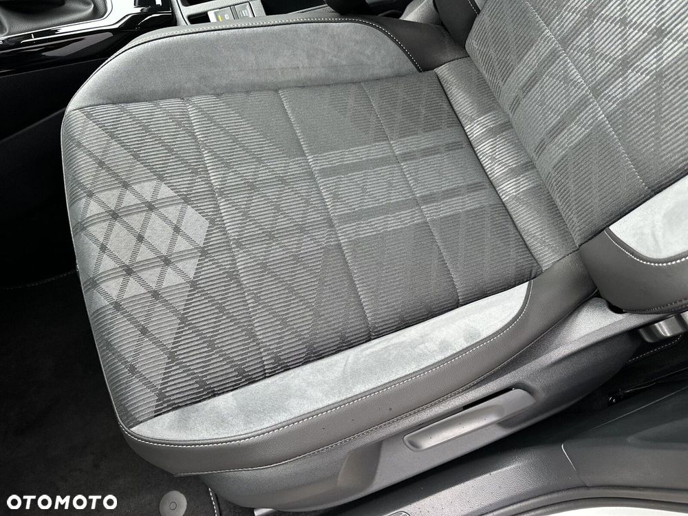 Volkswagen T-Roc 1.5 TSI R-Line Plus DSG - 12