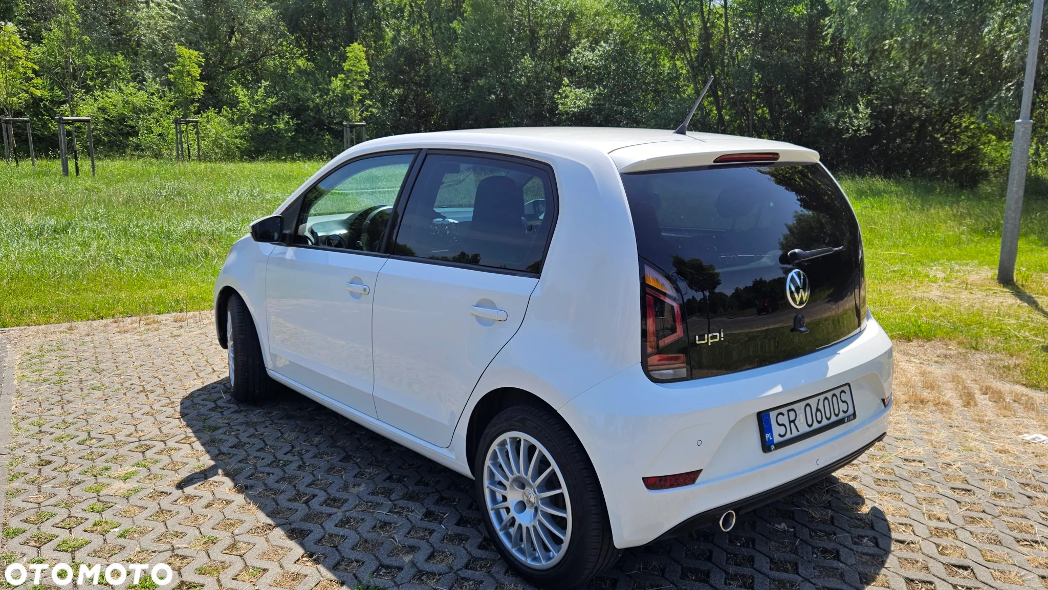 Volkswagen up! 1.0 move - 4