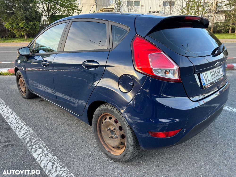 Ford Fiesta - 6