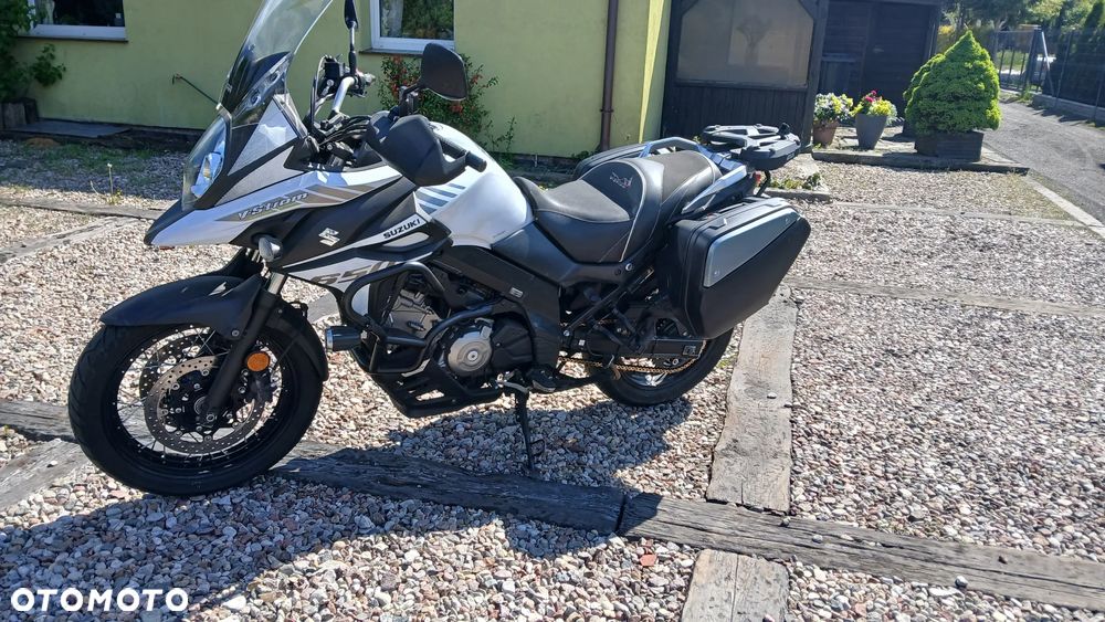 Suzuki V-STROM - 18