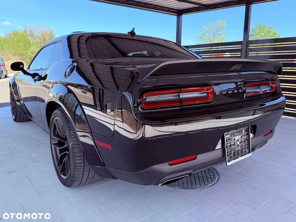 Dodge Challenger Automatik R/T Plus Scat Pack - 2