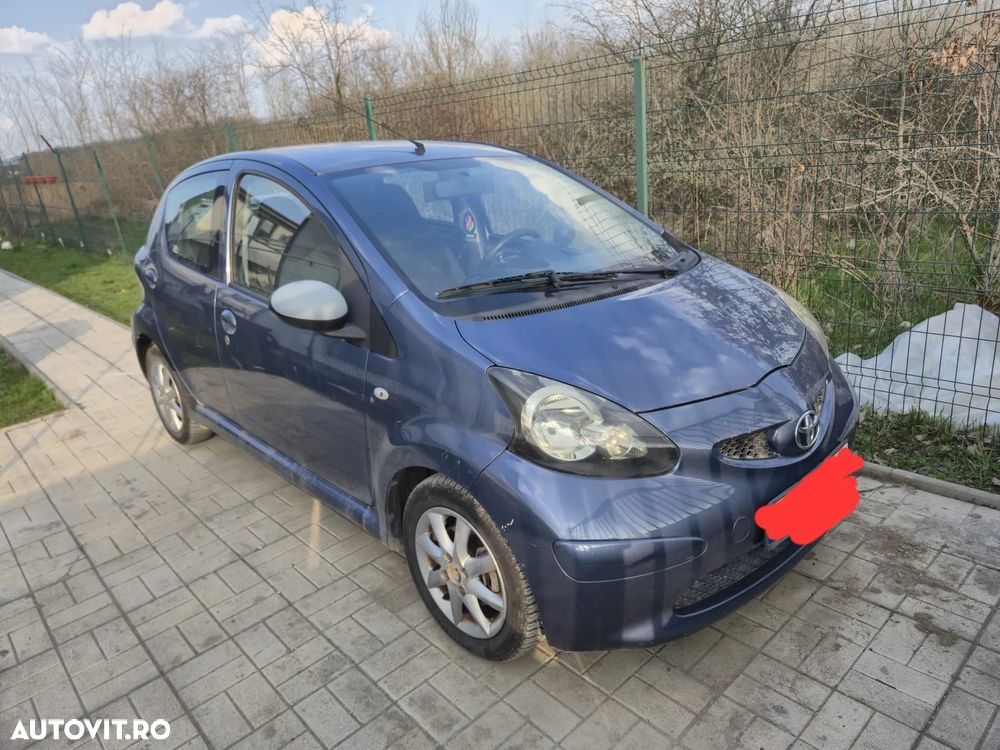 Toyota Aygo 1.0 Terra Plus - 3